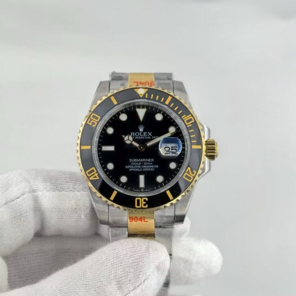 TOP Replica Rolex Submariner - Silver Gold