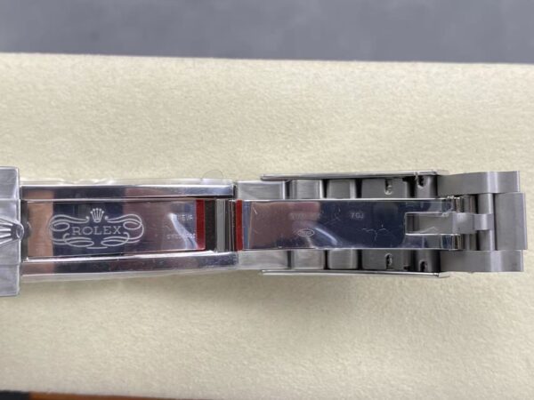 Top Replica Rolex Submariner Green Dial Hulk 51 167D43430191Acc49Cc90990D760Df07