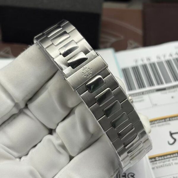 Réplica Patek Philippe Nautilus 5711 Esfera Blanca 11 390A5Ec6D00933F41Af99763029Cd3B5