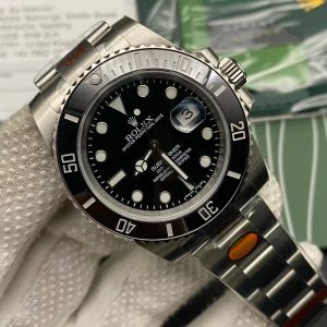 Rolex Submariner Silver Black Replica Swiss Clone