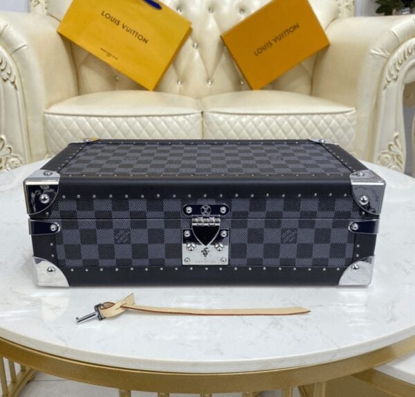 Big Replica Louis Vuitton 8 Watch Box Clone