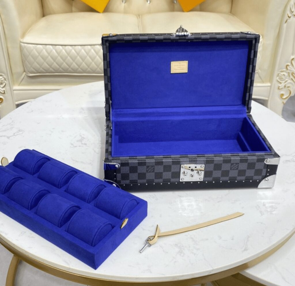 Big Replica Louis Vuitton 8 Watch Box Clone