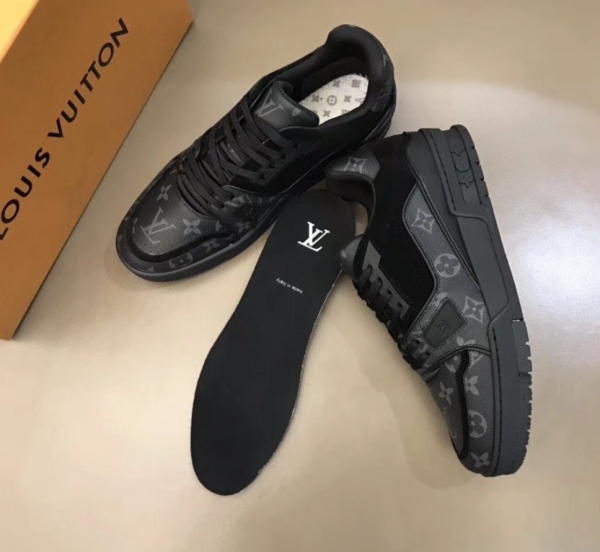 Black Louis Vuitton Top Quality Replica Shoes - Ip Empire Replica Watches