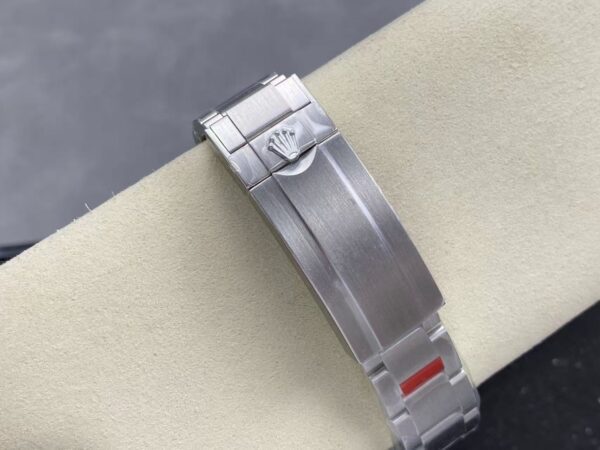 Top Replica Rolex Submariner Green Dial Hulk 50 A27B42E6D7002E78Dd196E49B6Af961B