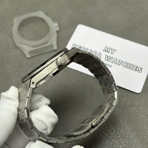 D6D778B7Ffa03C04141576E8814E0D01