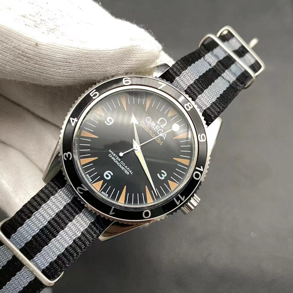 Omega seamaster 300 co-axial master chronometer "spectre" Replica