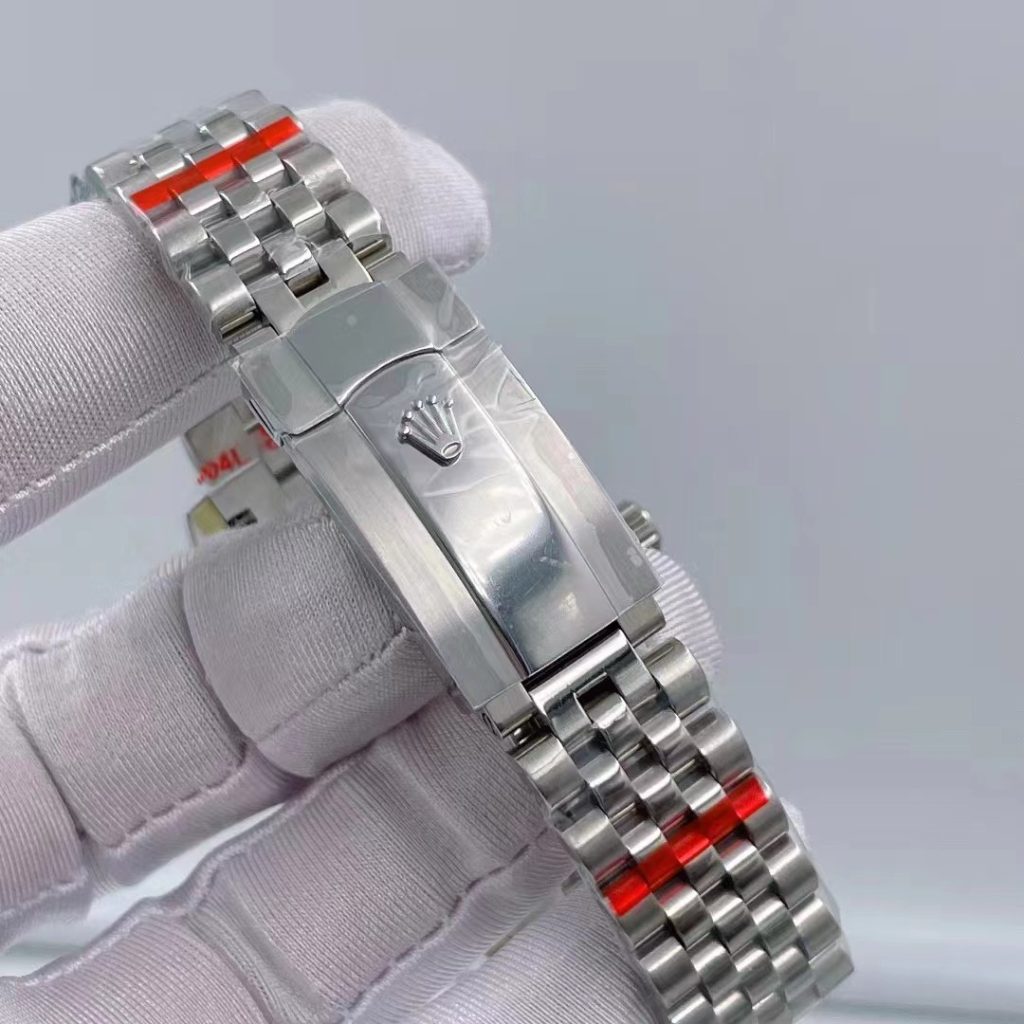 Replica Rolex Milgauss Who cares - Mad Paris