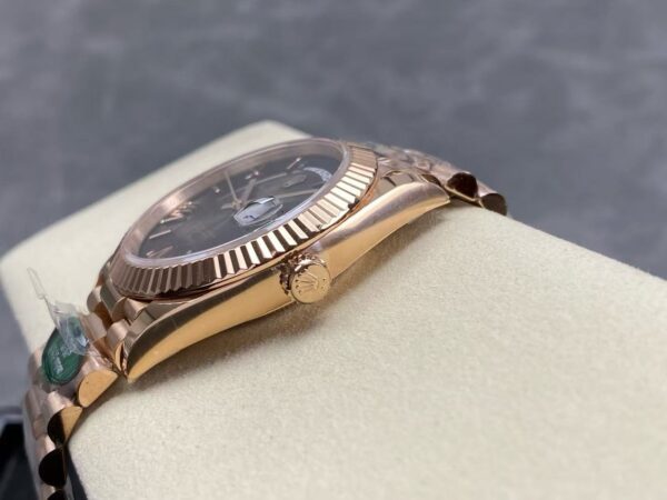 Replica Rolex Day-Date 40 Black Smoke Dial 44 17648D197D6Bfa03B3A3Cfcf791B95D9