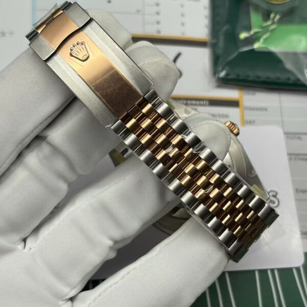Rolex Datejust 126331 Everose Gold Automatic Chocolate Dial Jubilee Replica 28 513B263920981764Afac6D5F4882C145