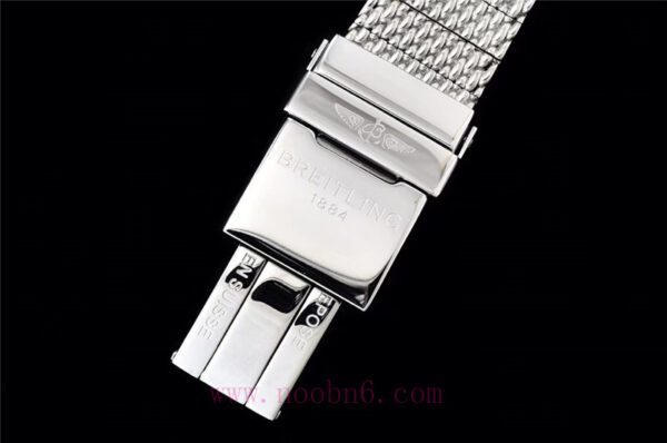 Replica Breitling Superocean Ub2010 Men’s Watch