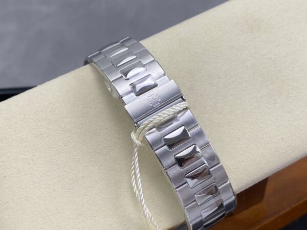 Ca6A011A552003Da4F0E4Baa354F413F