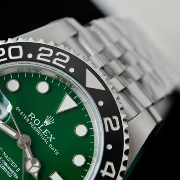 Dong Ho Rolex Gmt Master Ii 126729Vtnr Rep 11 Mat Xanh La Cay Day Jubilee 40Mm 7