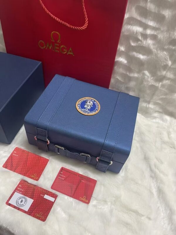Omega Snoopy Replica Watch Box