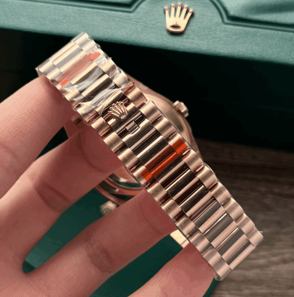 Rolex Super Clone Day-Date Rose Gold President Strap 40Mm