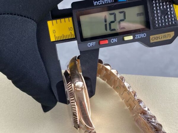 Superclone Rolex Day-Date Rose Gold | Smokedial 228235 40 Mm 27 118A37E4Ae49C6D8A1Db2A0119Fa01B8