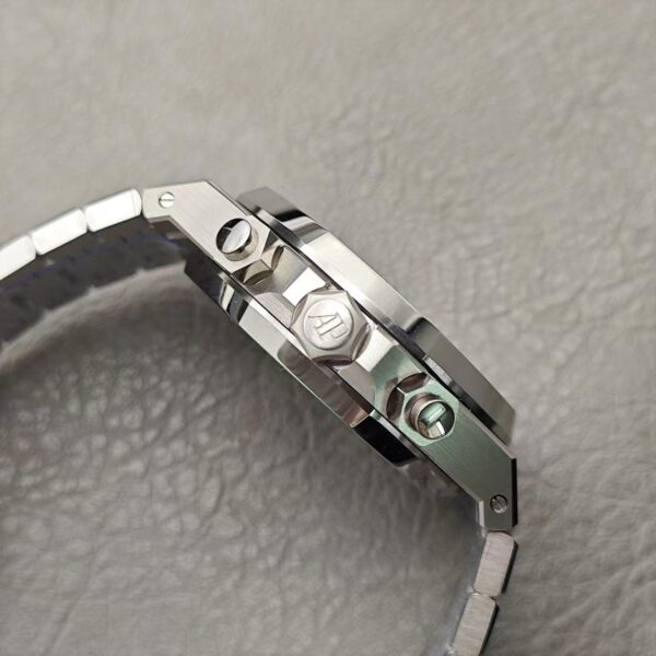 5Cdc1360994059F72565Fc38E052D333