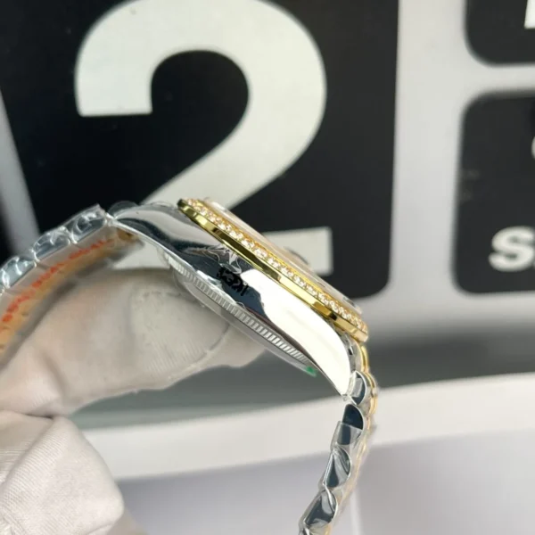 Rolex Datejust Champagne Dial 116243 36 Mm 4