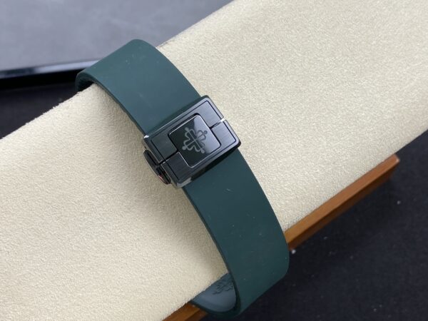 Replica Patek Philippe Nautilus Blue Dial 5711 40Mm 27 Replica Patek Philippe Nautilus Blue Dial 5711 40Mm