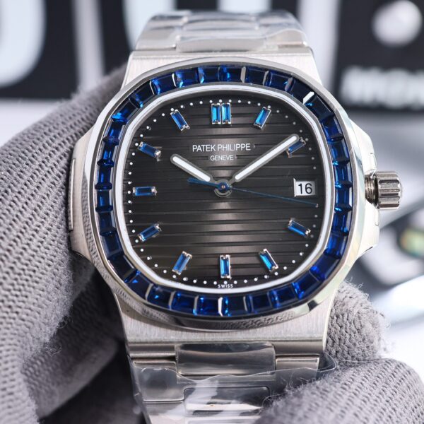 Replica Patek Philippe Nautilus 5711 113P 40Mm 30 Replica Patek Philippe Nautilus 5711 113P 40Mm