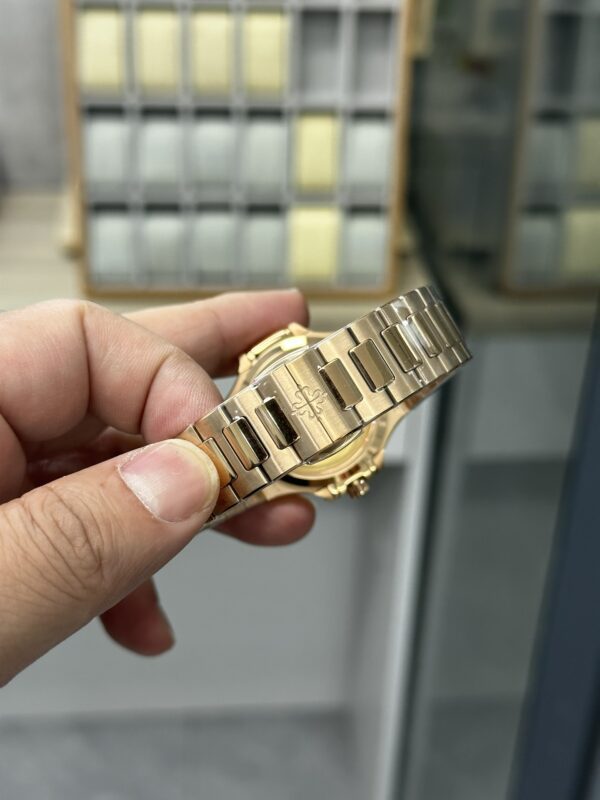 Replica Patek Philippe Nautilus Ladies Rose Gold &Amp; Yellow Gold Silver Dial 7118 1R 001 35.2Mm 47 Replica Patek Philippe Nautilus Ladies Rose Gold &Amp; Yellow Gold Silver Dial 7118 1R 001 35.2Mm