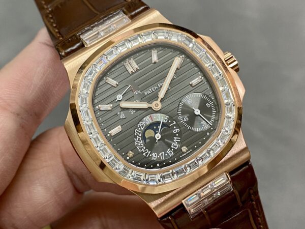 Replica Patek Philippe Nautilus 5724 001 40Mm 27 Replica Patek Philippe Nautilus 5724 001 40Mm