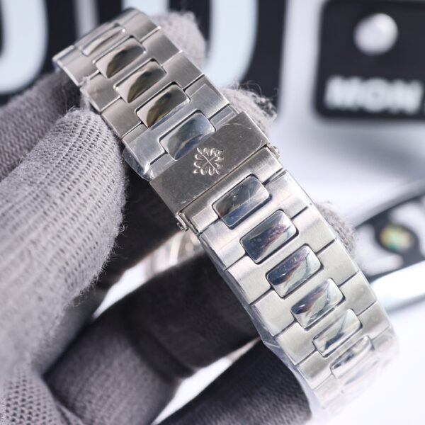 Replica Patek Philippe Nautilus 5711 113P 40Mm 27 Replica Patek Philippe Nautilus 5711 113P 40Mm