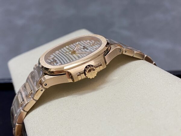 Replica Patek Philippe Nautilus Ladies Rose Gold &Amp; Yellow Gold Silver Dial 7118 1R 001 35.2Mm 40 Replica Patek Philippe Nautilus Ladies Rose Gold &Amp; Yellow Gold Silver Dial 7118 1R 001 35.2Mm