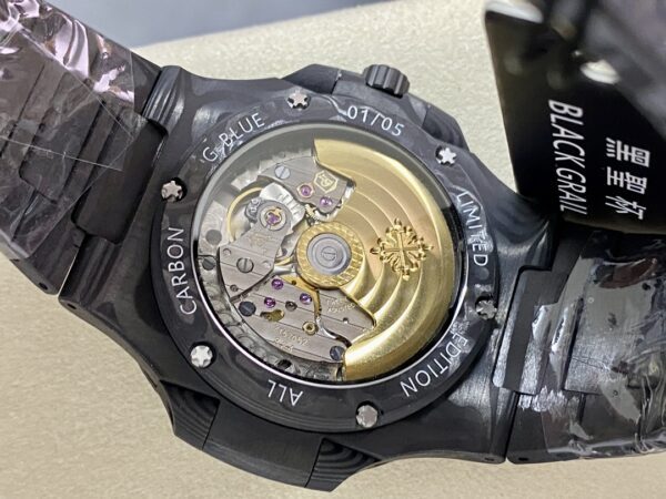 Replica Patek Philippe Nautilus Carbon Fiber Case Black Dial 5711 40Mm 31 Replica Patek Philippe Nautilus Carbon Fiber Case Black Dial 5711 40Mm