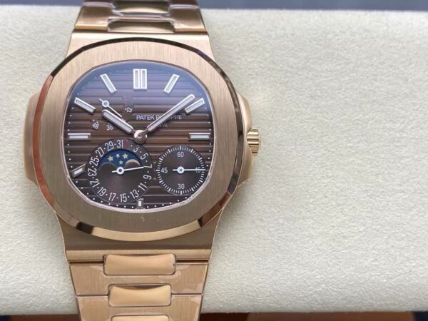 Replica Patek Philippe Nautilus Moon Phase Rose Gold Brown Sunburst 5712 1R 001 40Mm 2 5Cfb9Ad64B335982E16Cc84Aff4306Ac