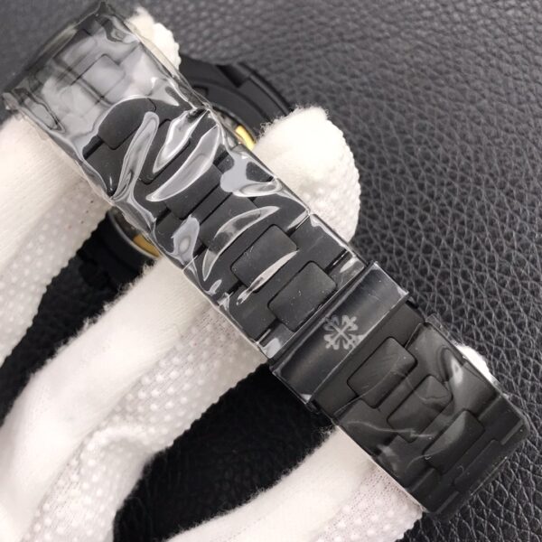 Replica Patek Philippe Nautilus 5711 40Mm 26 Replica Patek Philippe Nautilus 5711 40Mm