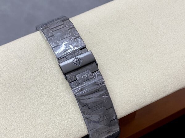 Replica Patek Philippe Nautilus Carbon Fiber Case Black Dial 5711 40Mm 32 Replica Patek Philippe Nautilus Carbon Fiber Case Black Dial 5711 40Mm
