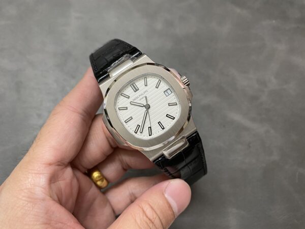 Replica Patek Philippe Nautilus 5711 1A 40Mm 28 Replica Patek Philippe Nautilus 5711 1A 40Mm