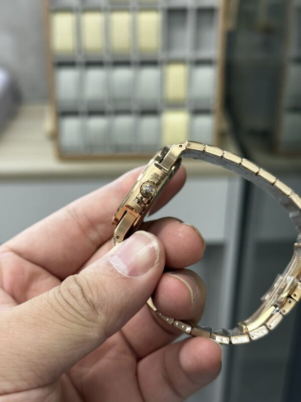 Replica Patek Philippe Nautilus Ladies Rose Gold &Amp; Yellow Gold Silver Dial 7118 1R 001 35.2Mm 48 Replica Patek Philippe Nautilus Ladies Rose Gold &Amp; Yellow Gold Silver Dial 7118 1R 001 35.2Mm