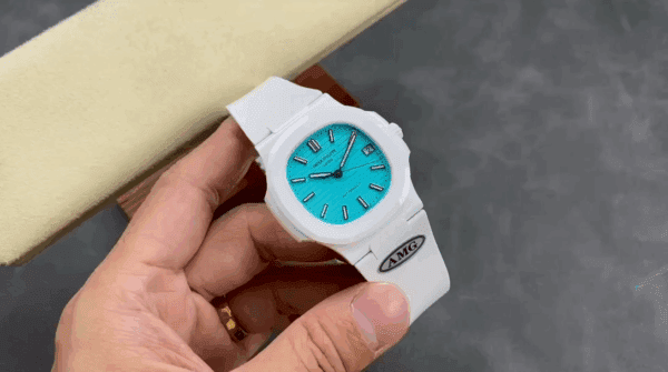 Replica Patek Philippe Nautilus Blue 5711 40Mm 9 Replica Patek Philippe Nautilus Blue 5711 40Mm