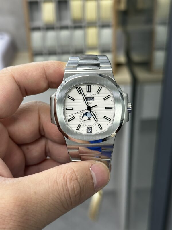 Replica Patek Philippe Nautilus Annual Calendar White Dial 5726 1A 010 16 Replica Patek Philippe Nautilus Annual Calendar White Dial 5726 1A 010