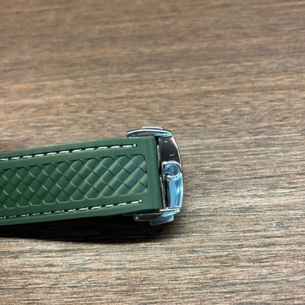 Replica Swiss Omega Seamaster Worldtimer Gmt 43Mm Green Dial 4 Replica Swiss Omega Seamaster Worldtimer Gmt 43Mm Green Dial