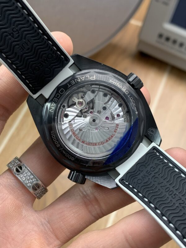 Replica Swiss Omega Seamaster Planet Ocean 600M 45Mm Black Dial