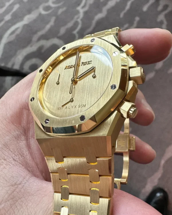 Replica Swiss Ap Royal Oak Chronograph Yellow Gold 1017 Alyx 9Sm