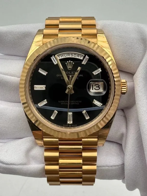 Replica Rolex Day-Date M228238_0059