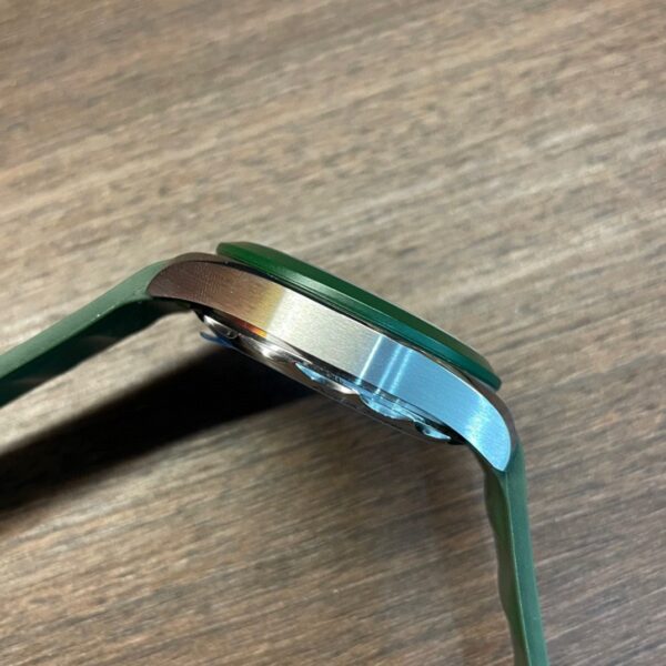 Replica Swiss Omega Seamaster Worldtimer Gmt 43Mm Green Dial 5 Replica Swiss Omega Seamaster Worldtimer Gmt 43Mm Green Dial