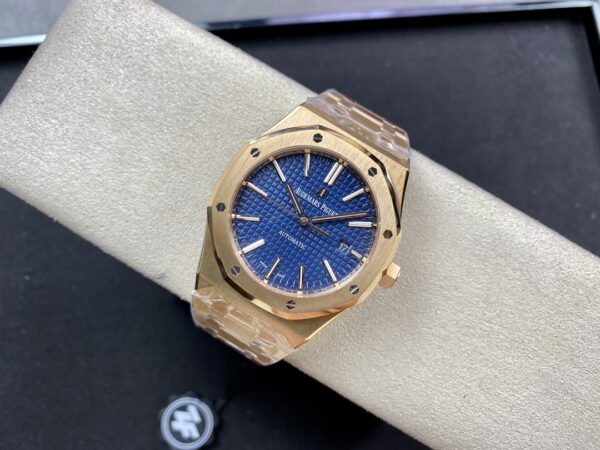 Replica Swiss Audemars Piguet Royal Oak Selfwinding Blue Dial 41Mm
