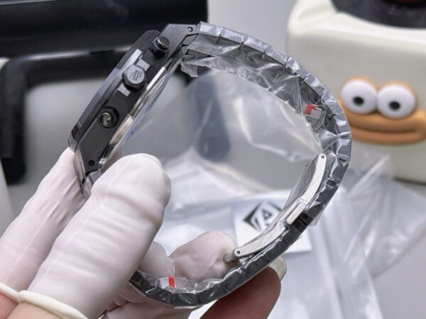 Replica Swiss Audemars Piguet Royal Oak Chronograph Black Ceramic &Amp; Black Dial 41Mm