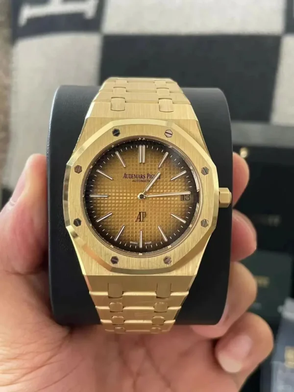 Replica Swiss Audemars Piguet Royal Oak Yellow Gold &Amp; Black Dial 39Mm