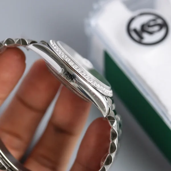 Replica Rolex Day-Date 228239 40Mm