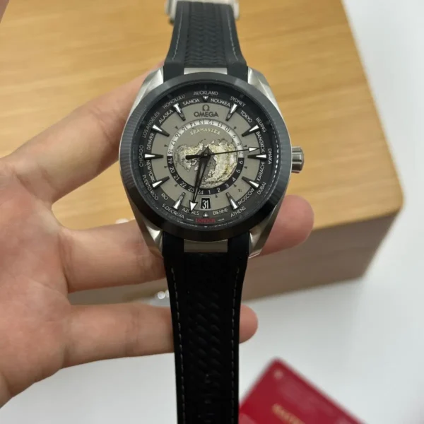 Replica Swiss Omega Seamaster Worldtimer Gmt 43Mm