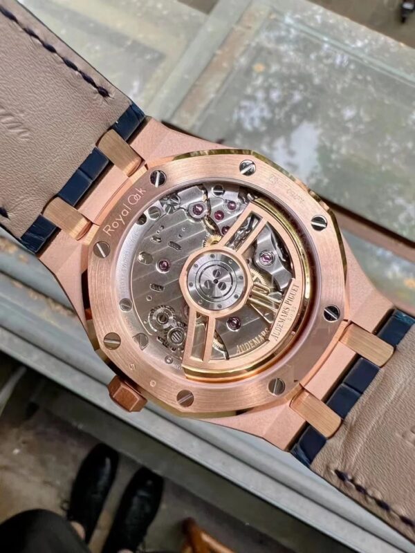 Replica Swiss Ap Royal Oak Selfwinding 50Th Rose Gold Black Dial 41Mm 5 Replica Swiss Ap Royal Oak Selfwinding 50Th Rose Gold Black Dial 41Mm