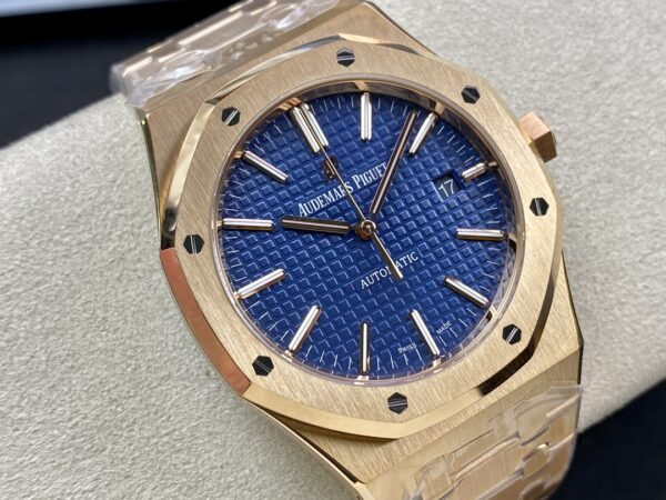 Replica Swiss Audemars Piguet Royal Oak Selfwinding Blue Dial 41Mm