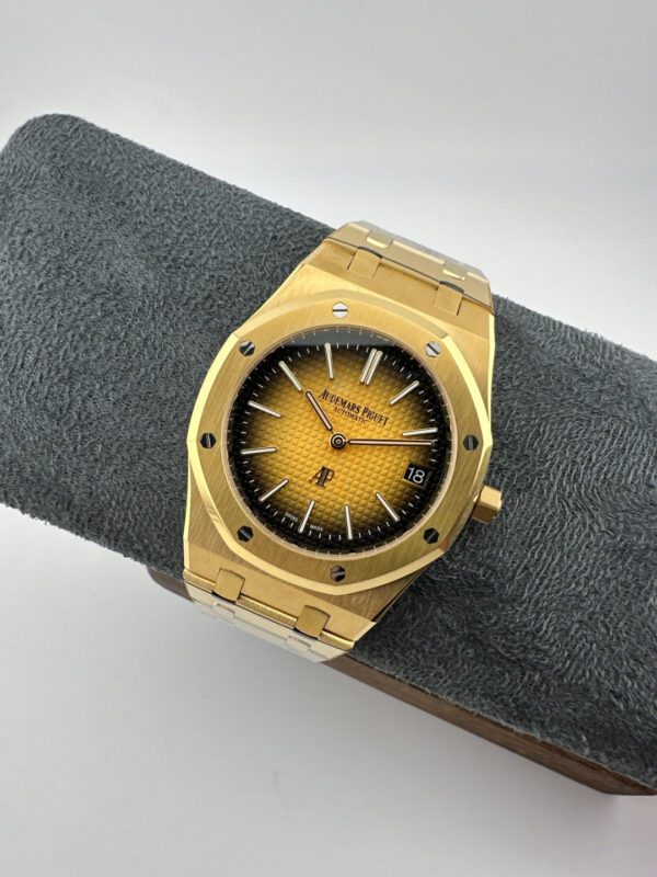 Replica Swiss Audemars Piguet Royal Oak Yellow Gold &Amp; Black Dial 39Mm