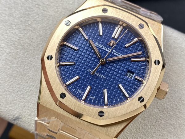 Replica Swiss Audemars Piguet Royal Oak Selfwinding Blue Dial 41Mm