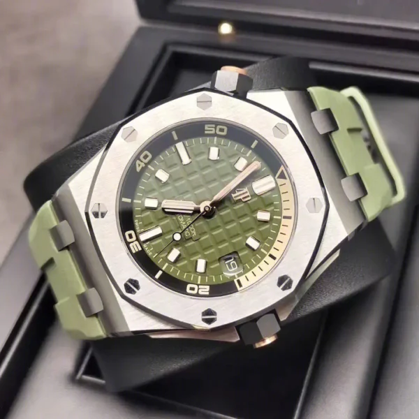 Replica Swiss Ap Royal Oak Offshore Diver Green Dial